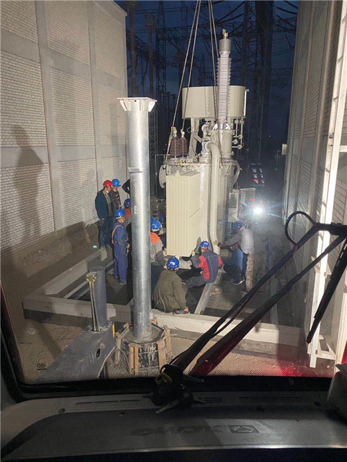 威信县建筑工程类吊车租用介绍