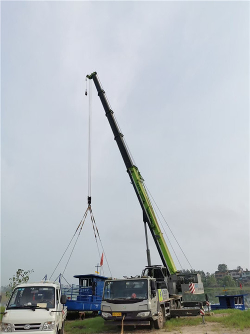 威信县桥梁建设吊装案例
